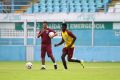 Marquinhos Santos comanda primeiro treino com bola