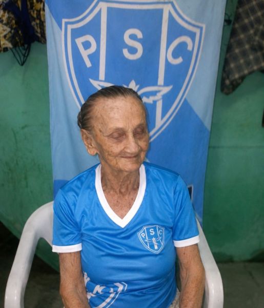 Paysandu parabeniza torcedora pelo seu aniversário de 108 anos