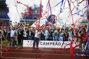 Com dois gols de Nicolas, Papão vence a Tuna e conquista taça inédita