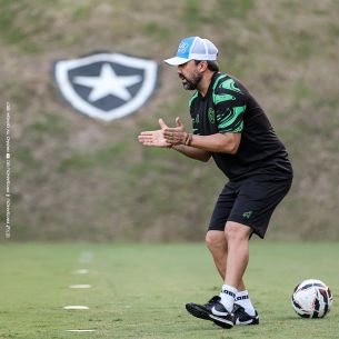 Bicolores se reapresentam com treino no Rio de Janeiro (RJ)