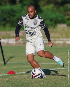 Bicolores começam a treinar no segundo campo do CT Raul Aguilera