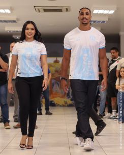 Paysandu apresenta camisa do Círio 2025